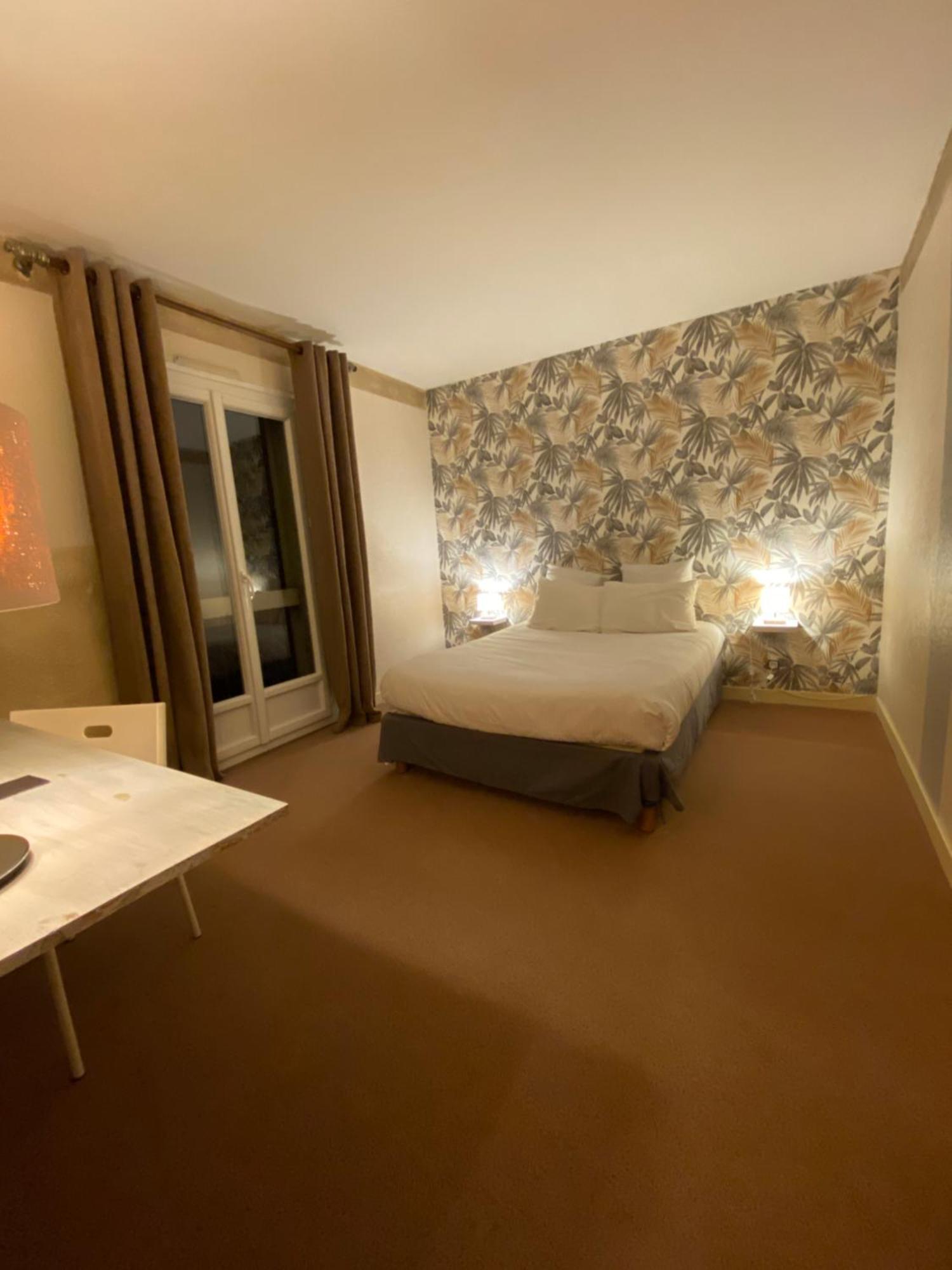 Logis Hotel Medieval, Montelimar Nord Rochemaure Luaran gambar
