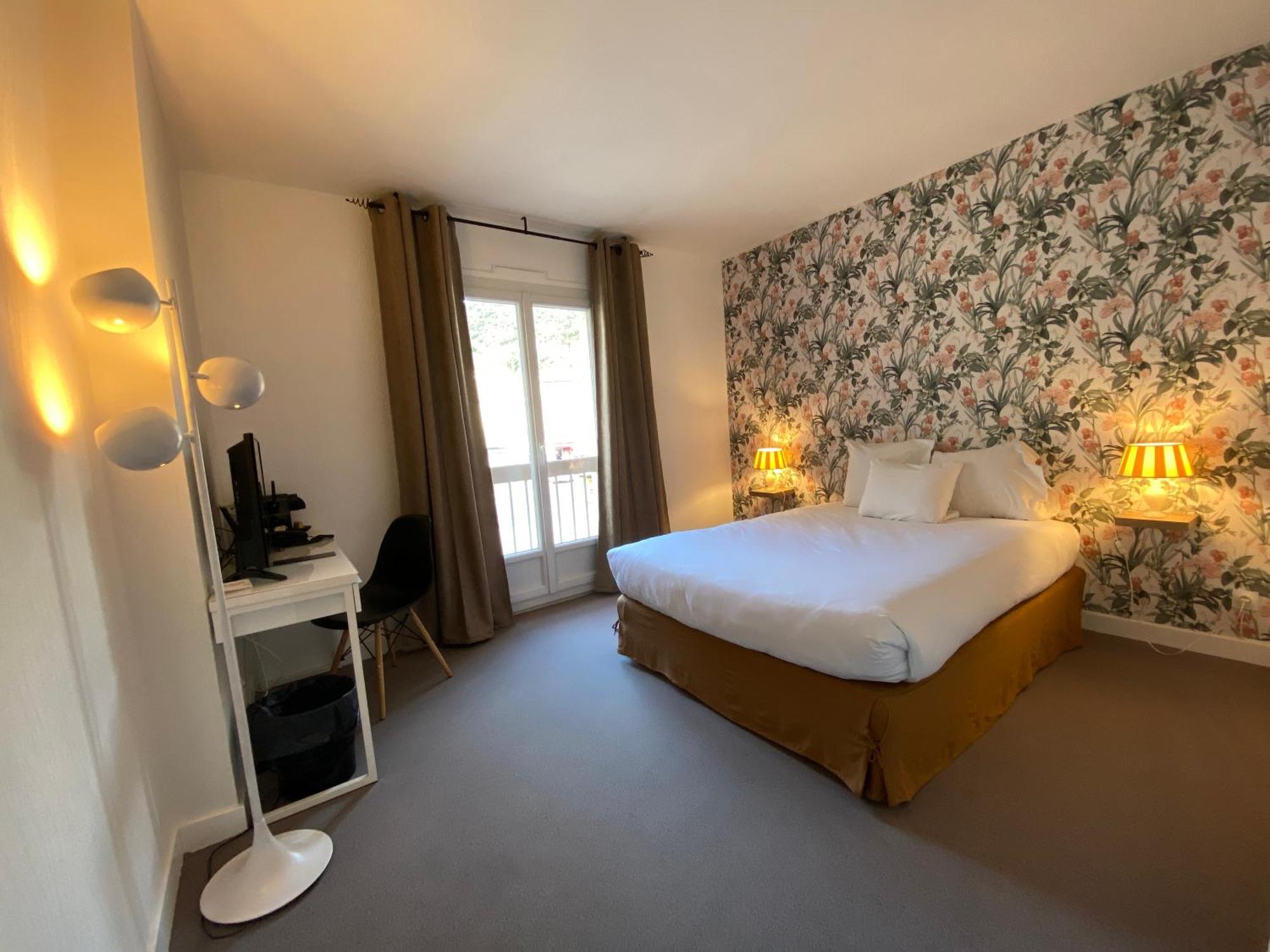 Logis Hotel Medieval, Montelimar Nord Rochemaure Luaran gambar