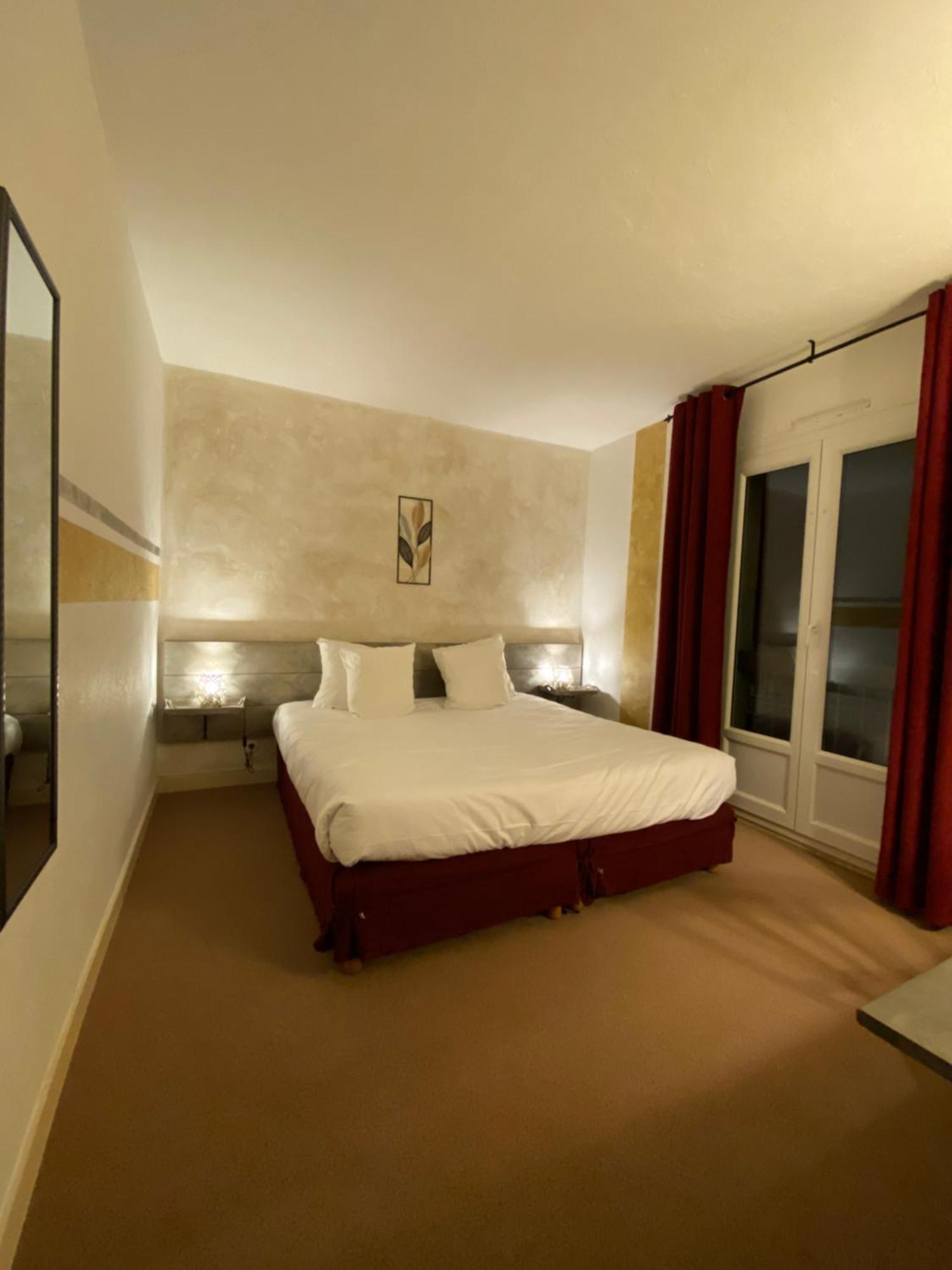 Logis Hotel Medieval, Montelimar Nord Rochemaure Luaran gambar