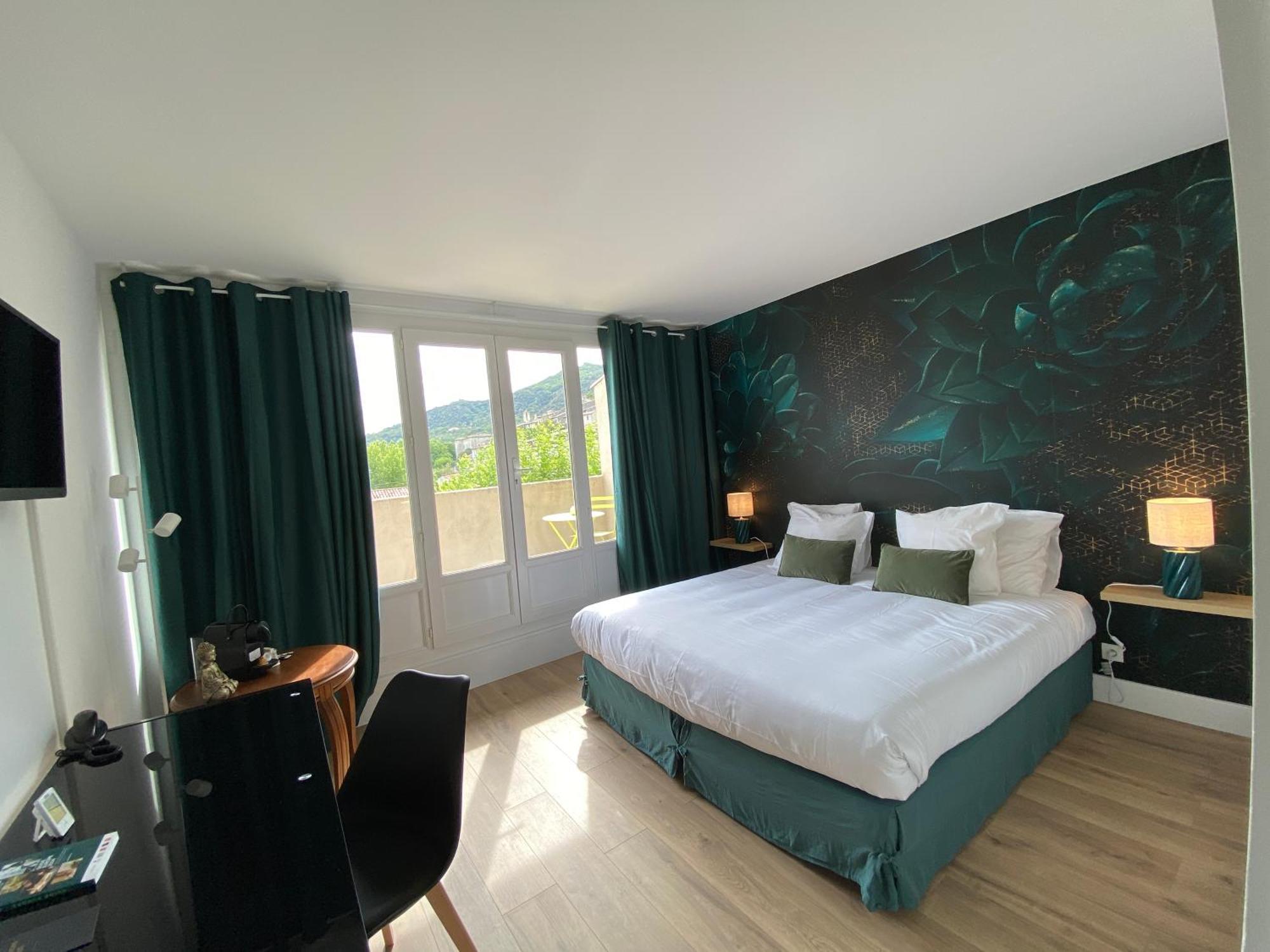 Logis Hotel Medieval, Montelimar Nord Rochemaure Luaran gambar