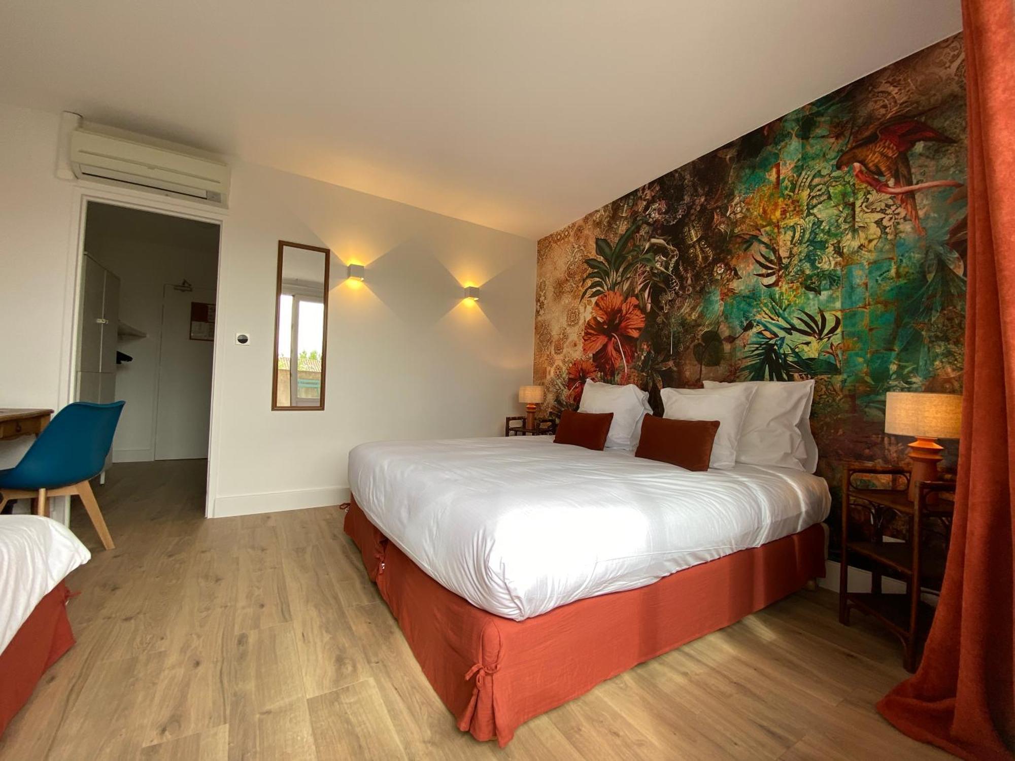 Logis Hotel Medieval, Montelimar Nord Rochemaure Luaran gambar