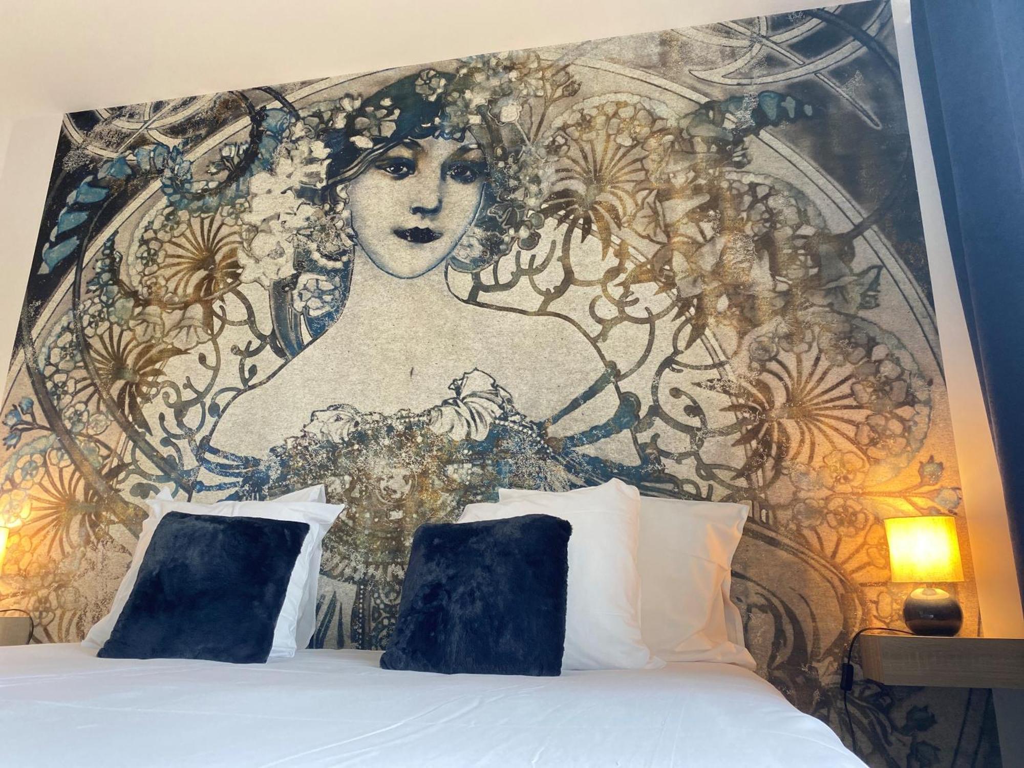 Logis Hotel Medieval, Montelimar Nord Rochemaure Luaran gambar