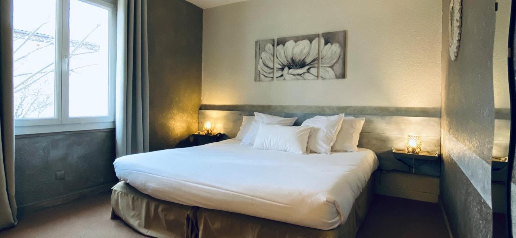 Logis Hotel Medieval, Montelimar Nord Rochemaure Luaran gambar